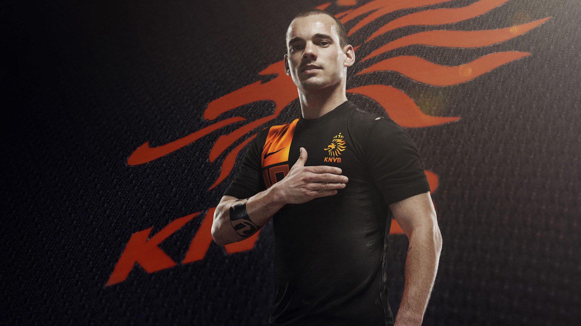 青春风暴席卷安联！穆西亚拉独造三球主导四球大捷 拜仁终结四场阴霾迎曙光